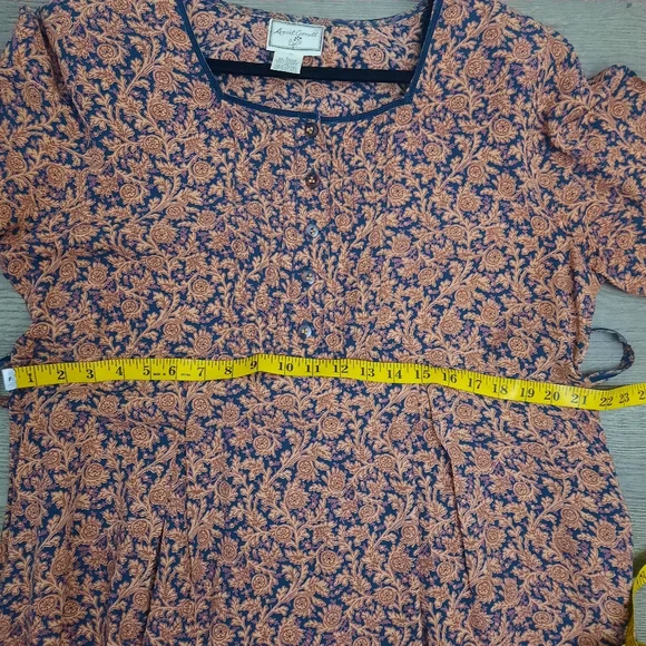 *SOLD*Vintage April Cornell Cottagecore Maxi dress - Picture 8 of 10